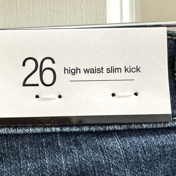 7 For All Mankind NWT Sz 26 High Waist Slim Kick Flair Jean, Raw Edge Hem - Picture 4 of 10